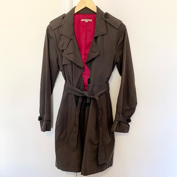 GAP XS Trench - Picture 1 of 5